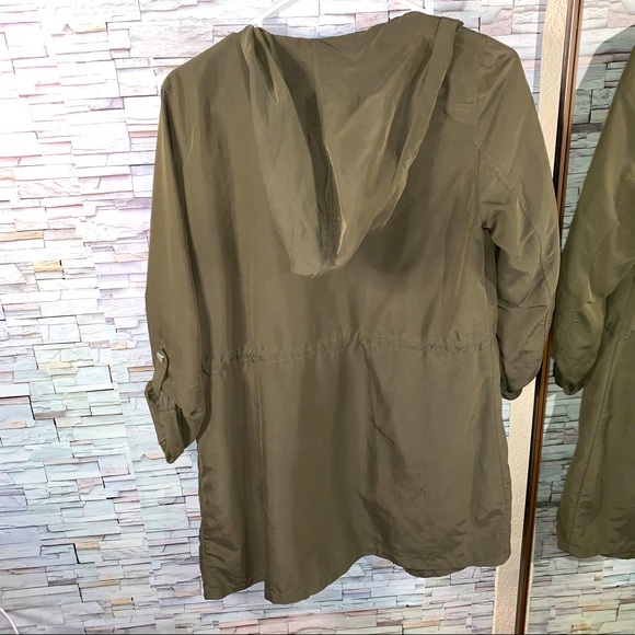 H&M Divided Lightweight Jacket - Picture 3 of 3